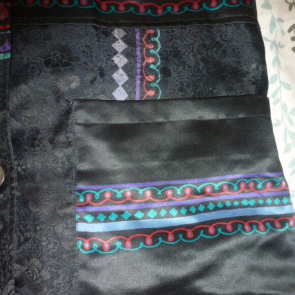 Chico’s Design Embroidered Silk Jacket – Women’s Size 1 (US) - Picture 13 of 14